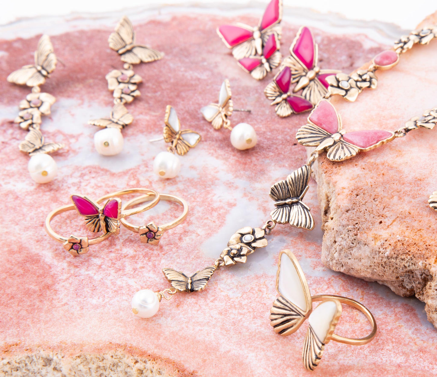 Pink Fuchsia Agate Golden Butterflies Triple Ring
