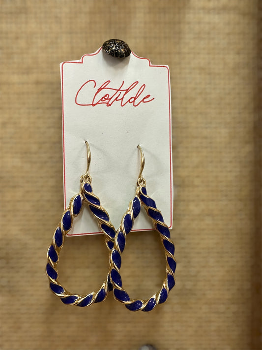 Soft Gold Twist Earrings